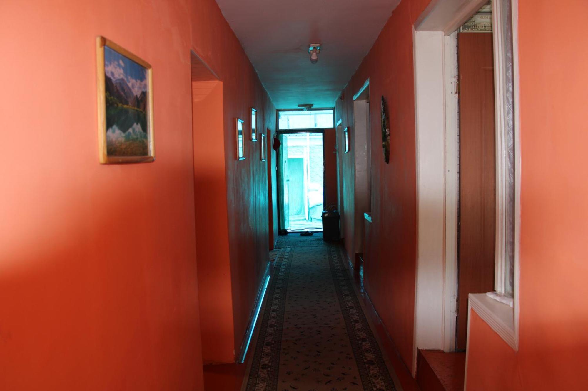 Guest House On Derbisheva คาราโคล ภายนอก รูปภาพ