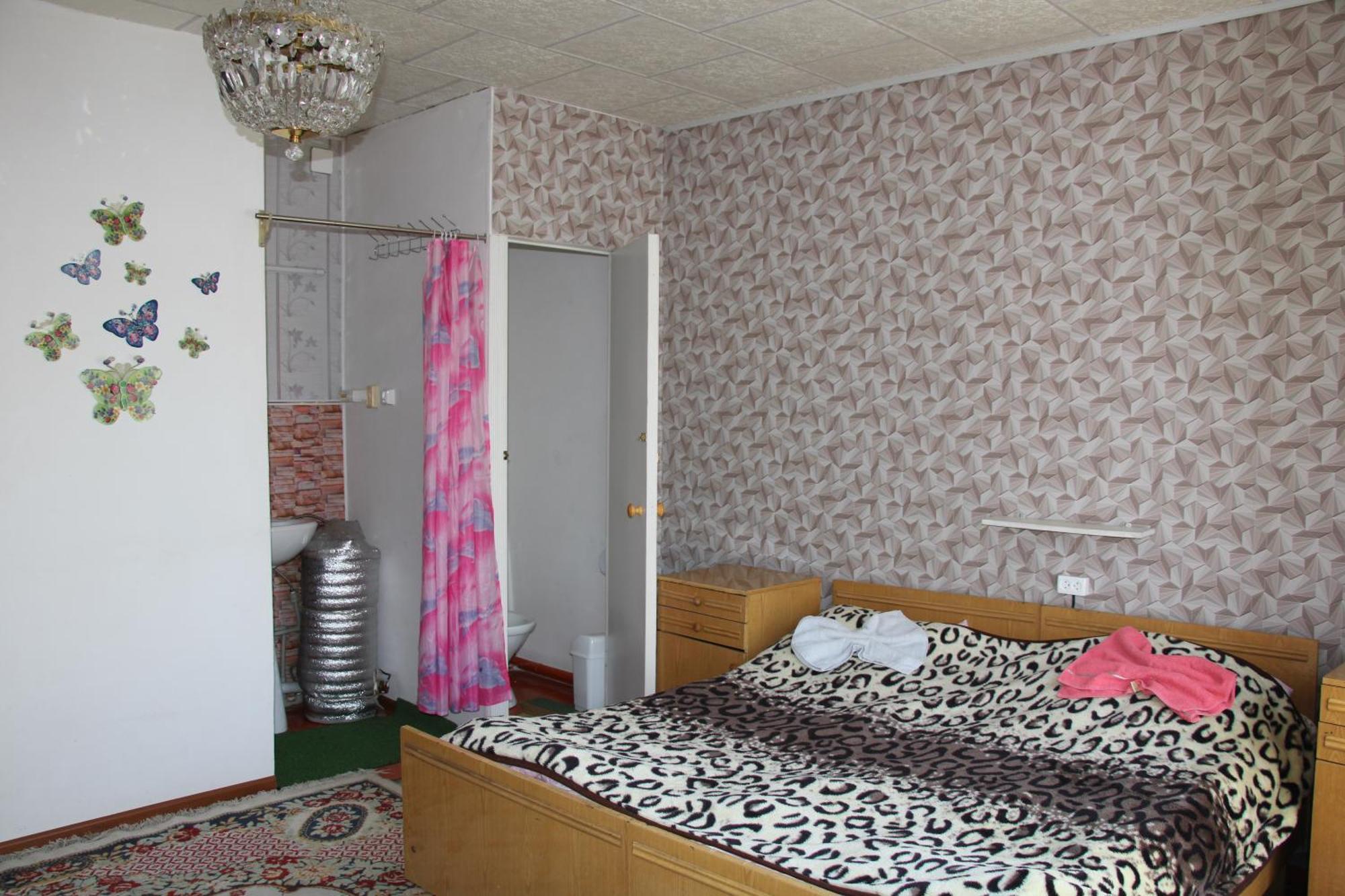 Guest House On Derbisheva คาราโคล ภายนอก รูปภาพ