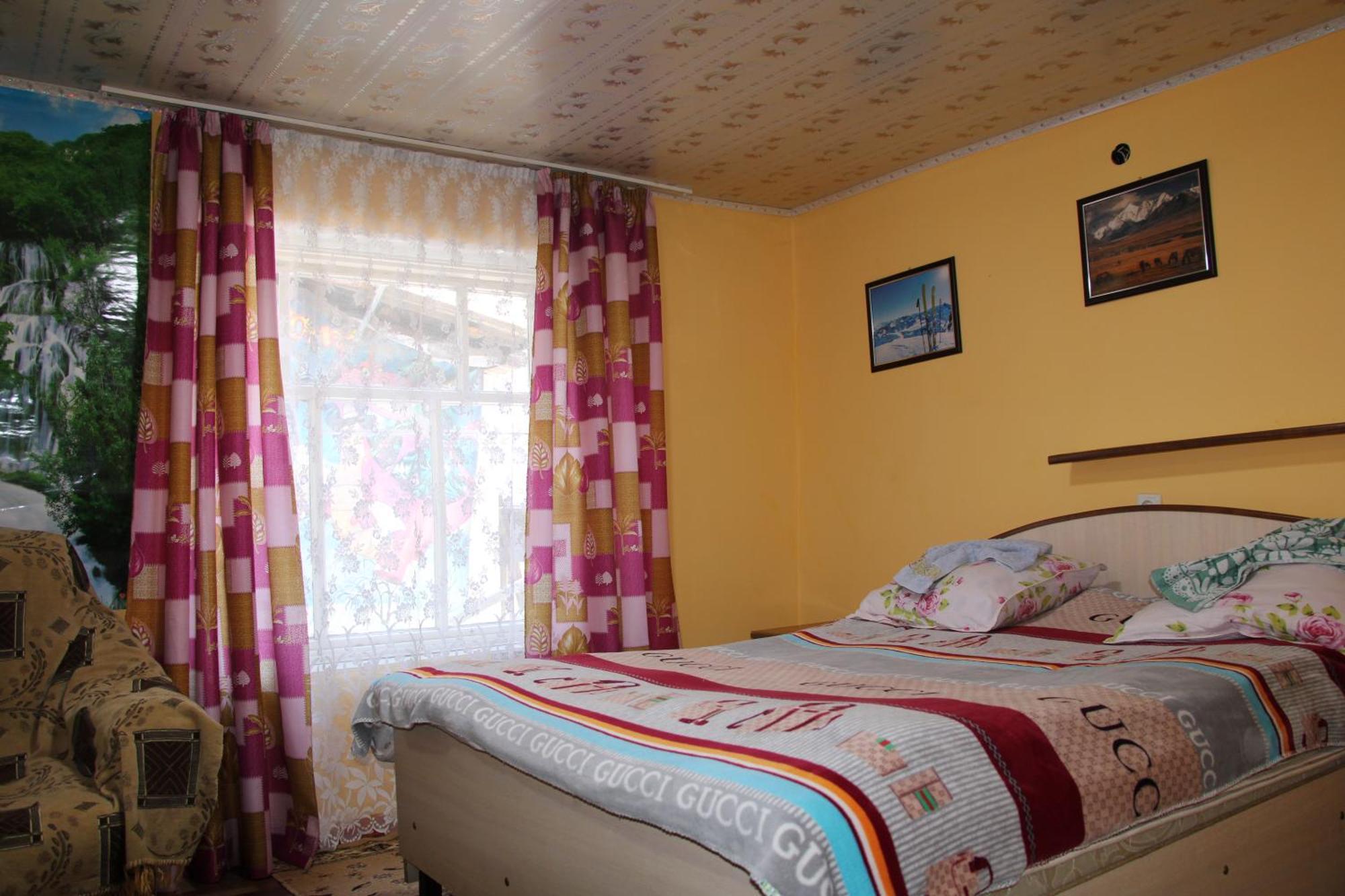 Guest House On Derbisheva คาราโคล ภายนอก รูปภาพ