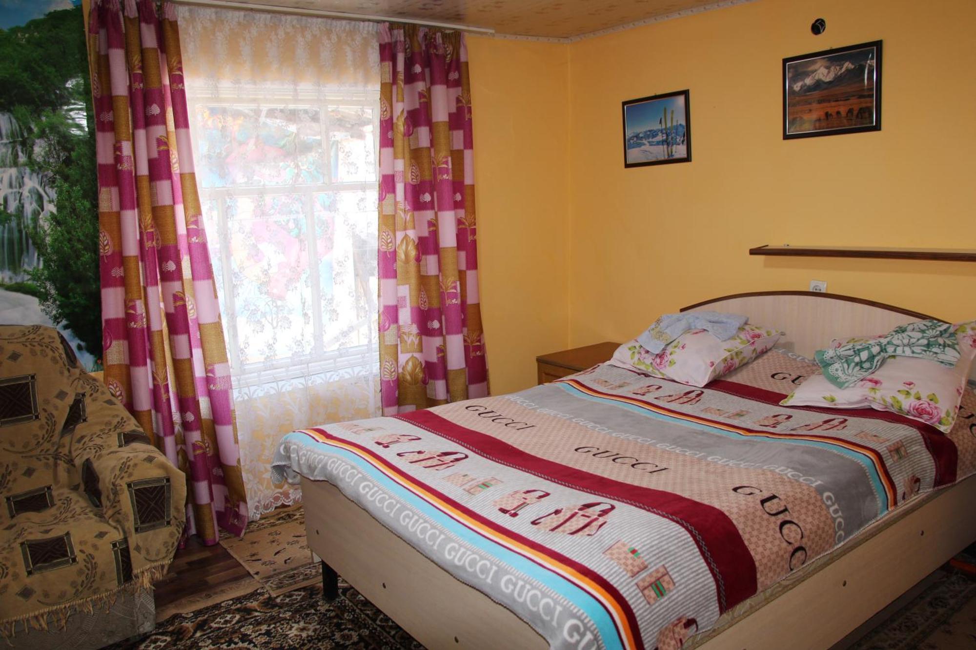 Guest House On Derbisheva คาราโคล ภายนอก รูปภาพ